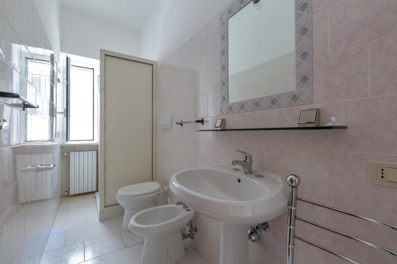 Il Bacio Del Sole By Barbarhouse Apartment เวียสเต ภายนอก รูปภาพ