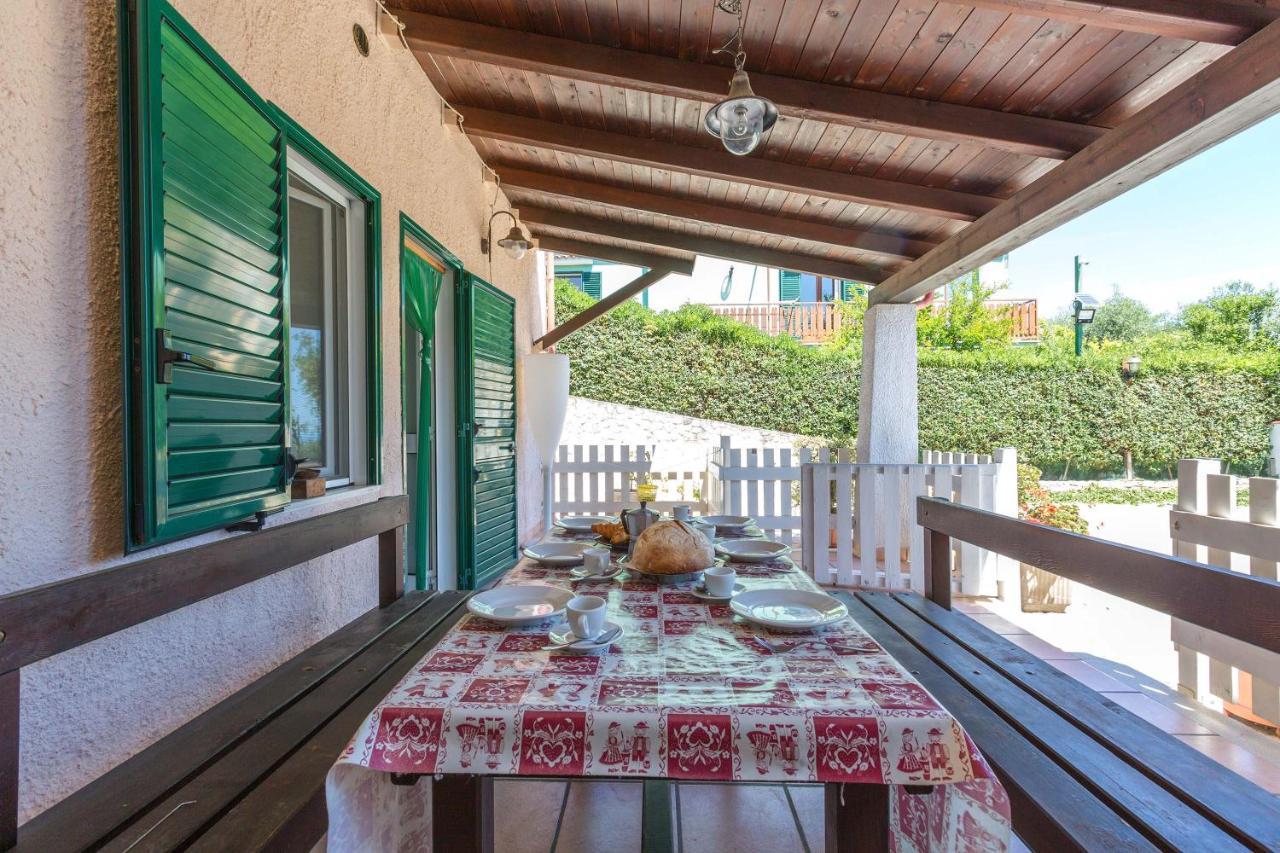 Il Bacio Del Sole By Barbarhouse Apartment เวียสเต ภายนอก รูปภาพ
