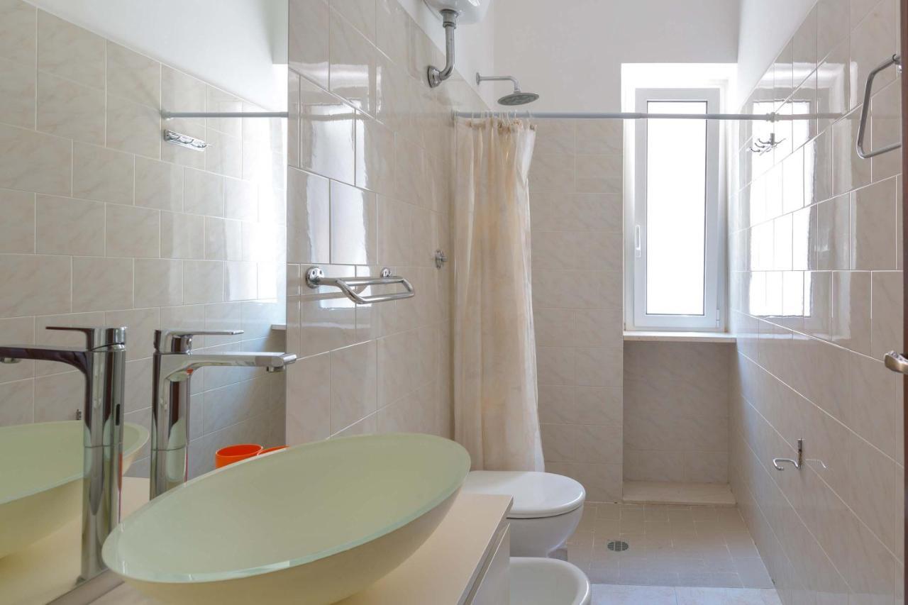 Il Bacio Del Sole By Barbarhouse Apartment เวียสเต ภายนอก รูปภาพ